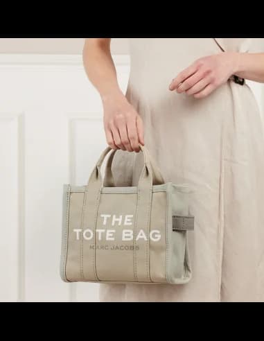 Fond du boîtier du garde-temps Marc Jacobs H062M01RE21-261