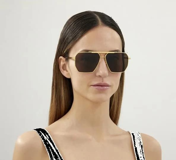Fond du boîtier du garde-temps Bottega Veneta BV1012S