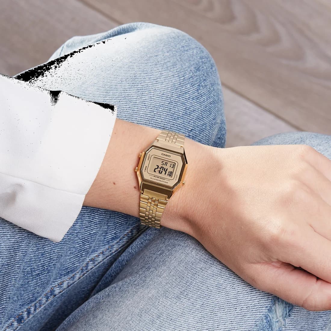 Fond du boîtier du garde-temps Casio LA680WEGA-9EF