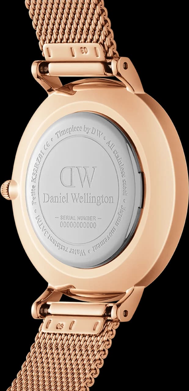 Zoom sur le cadran rose du Daniel Wellington DW00100516