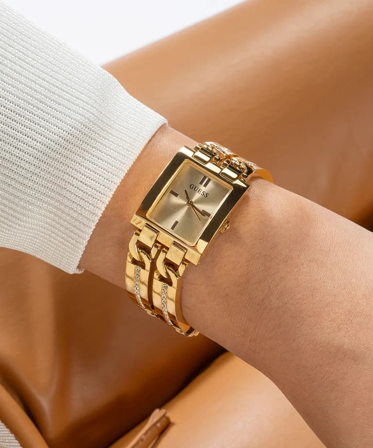 Détail du bracelet acier du Guess GW0668L2