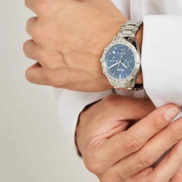 Détail du bracelet acier du Hugo Boss 1513582
