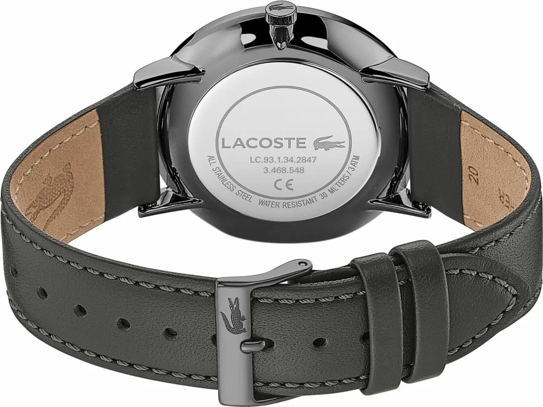 Zoom sur le cadran gris du Lacoste 2011059