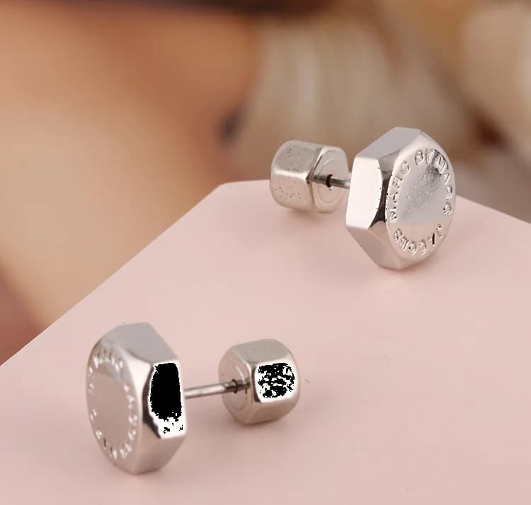 Fond du boîtier du garde-temps Marc Jacobs M3PE565-S