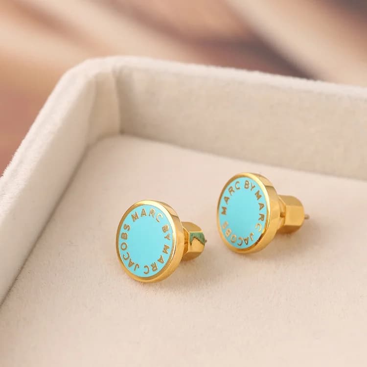Zoom sur le cadran du Marc Jacobs 106672