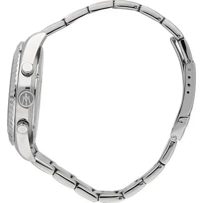 Zoom sur le cadran bleu du Maserati R8853100022