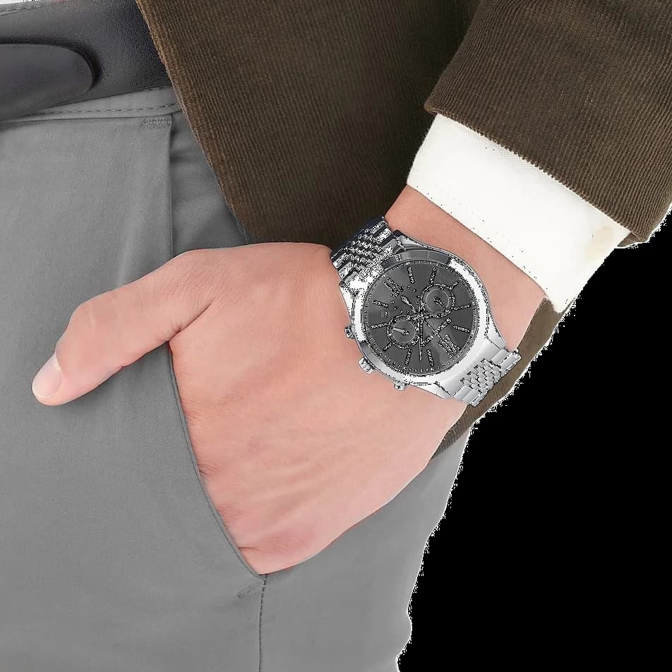 Zoom sur le cadran noir du Michael Kors MK8305