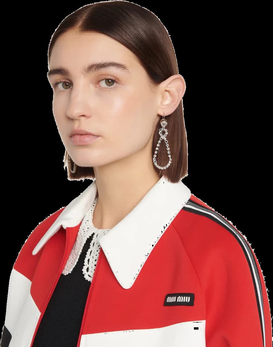 Zoom sur le cadran du Miu Miu P00528517
