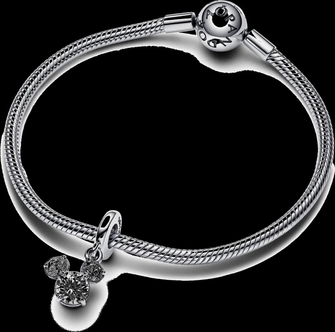 Zoom sur le cadran du Pandora 793031C01