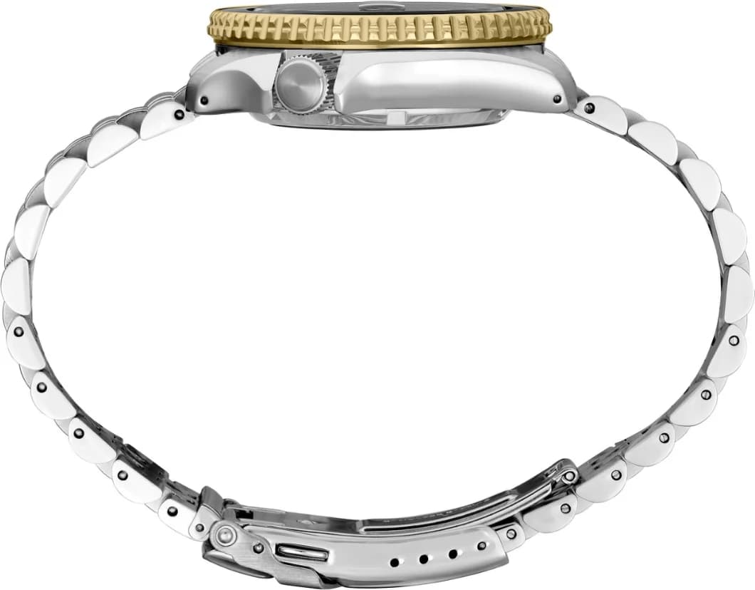 Zoom sur le cadran noir du Seiko SSK021K1