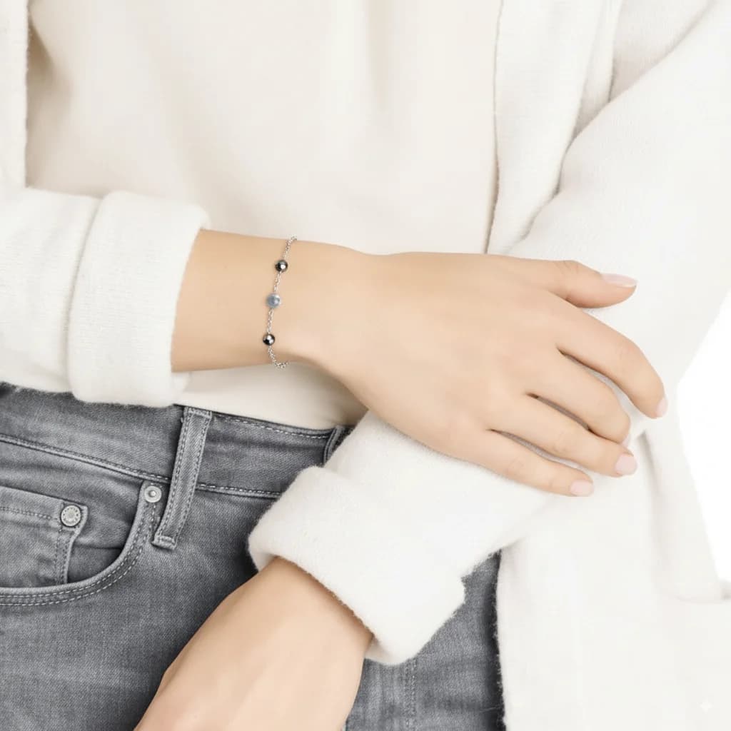 Zoom sur le cadran du Swarovski 5437865