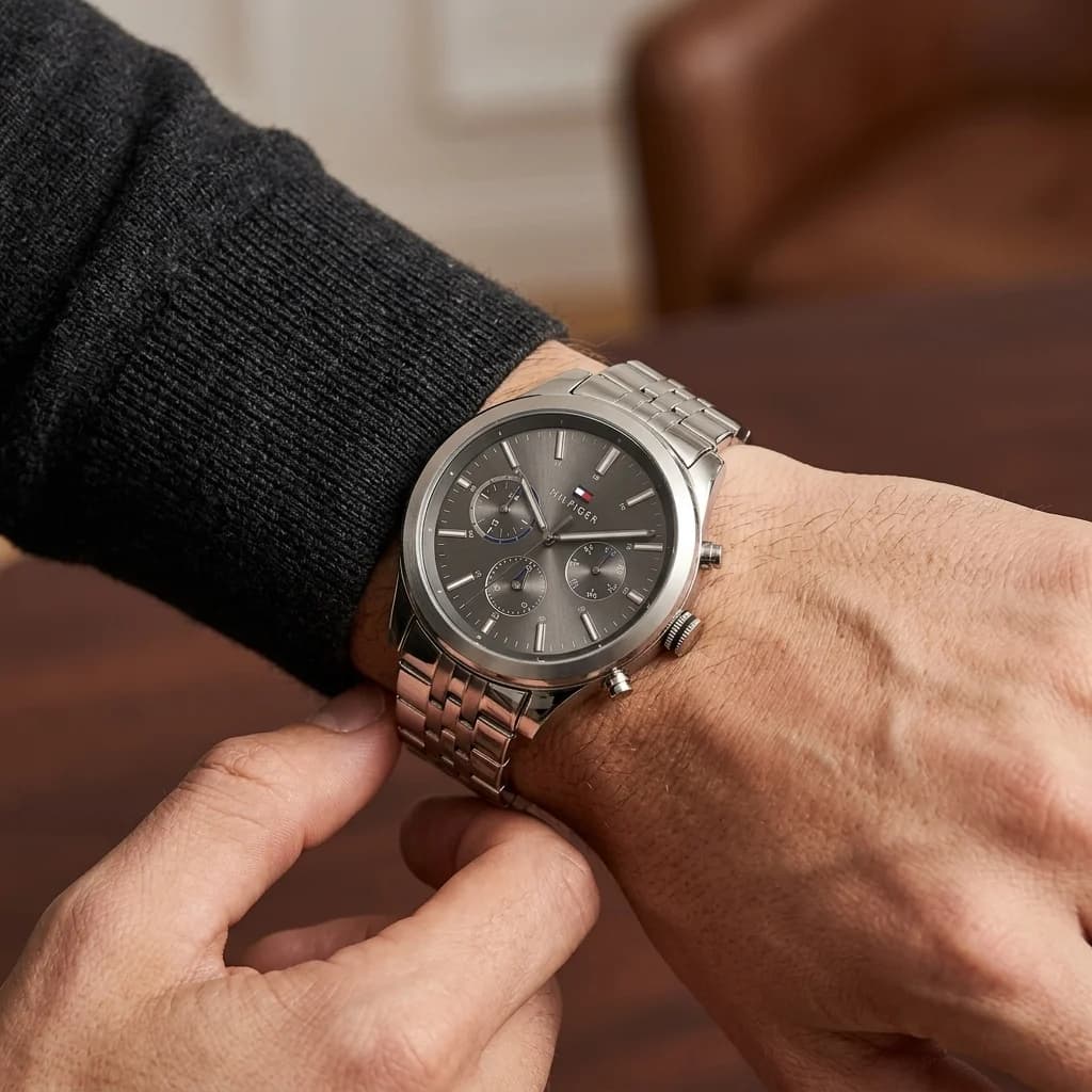 Zoom sur le cadran gris du Tommy Hilfiger 1791737