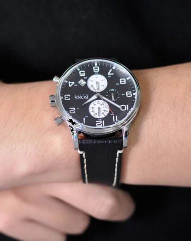 Montre chronomètre Hugo Boss Aeroliner 1512569 bracelet en cuir noir vue 3