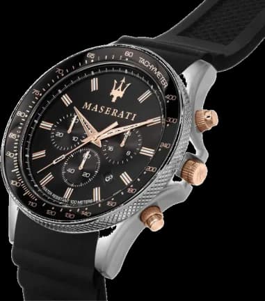Visage cadran Maserati R8871640002 affichage trois compteurs à 6h, 9h et 12h, guichet date à 4h30, aiguille centrale chrono rouge
