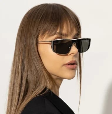 Le garde-temps Saint Laurent SL605 LUNA 001 vu de profil