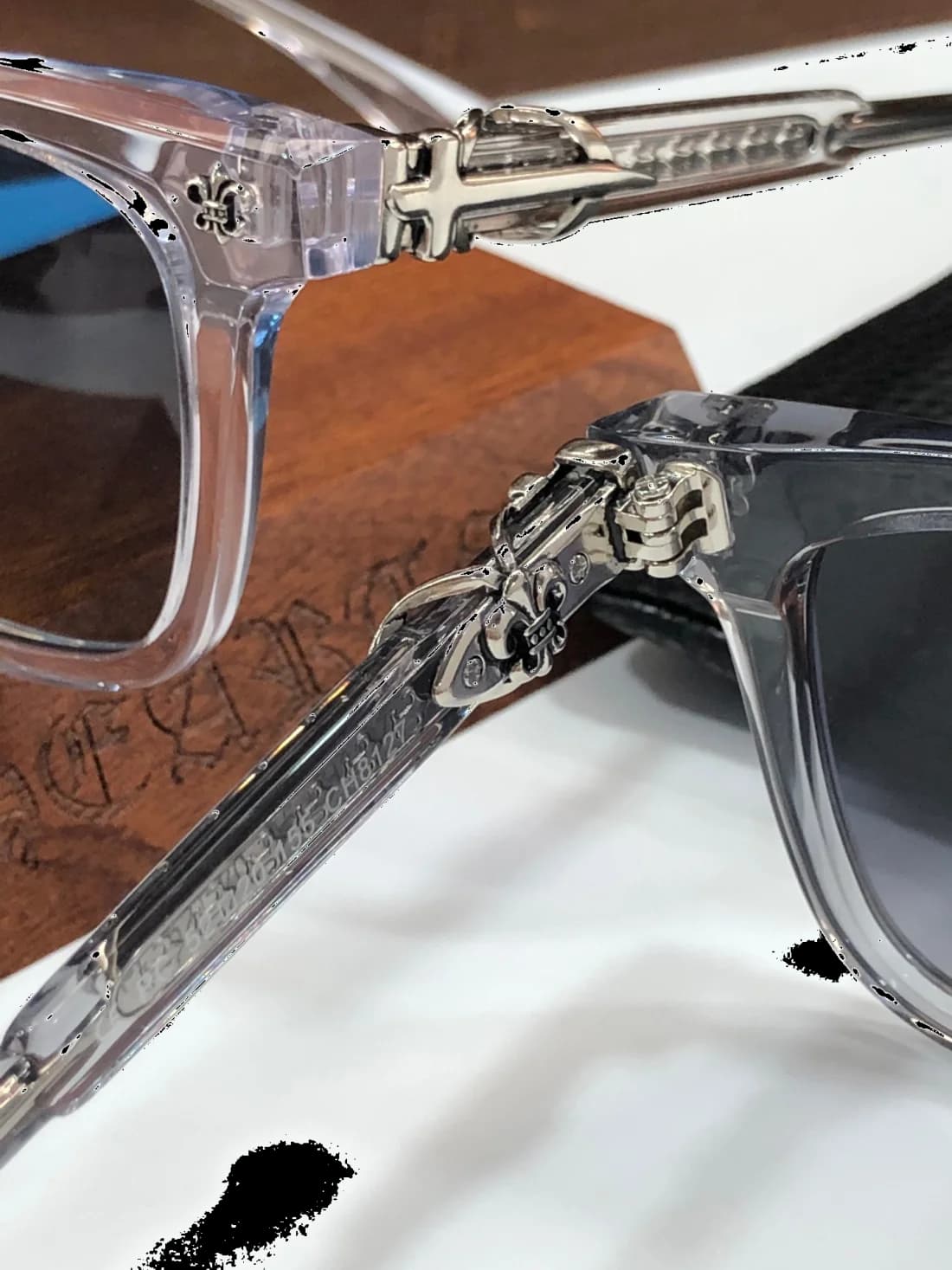 Zoom sur le cadran du Chrome Hearts CH8127-110042