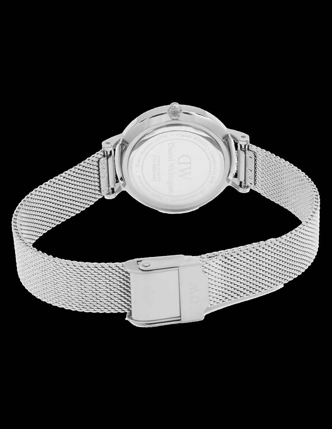 Attache bracelet Daniel Wellington DW00100220 en maille milanaise argentée avec fermoir magnetique ajustable