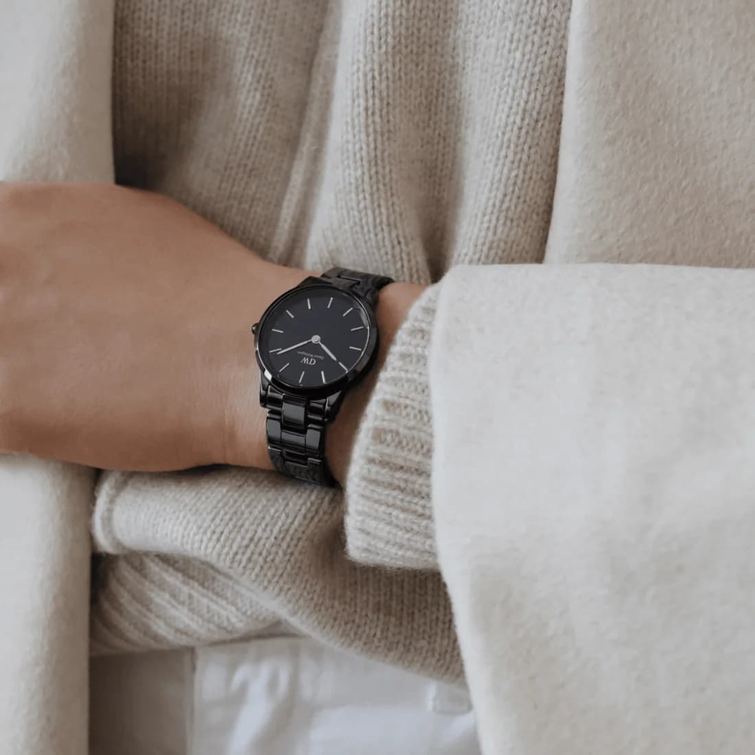 Montre Daniel Wellington DW00100414 femme verso boîtier noir