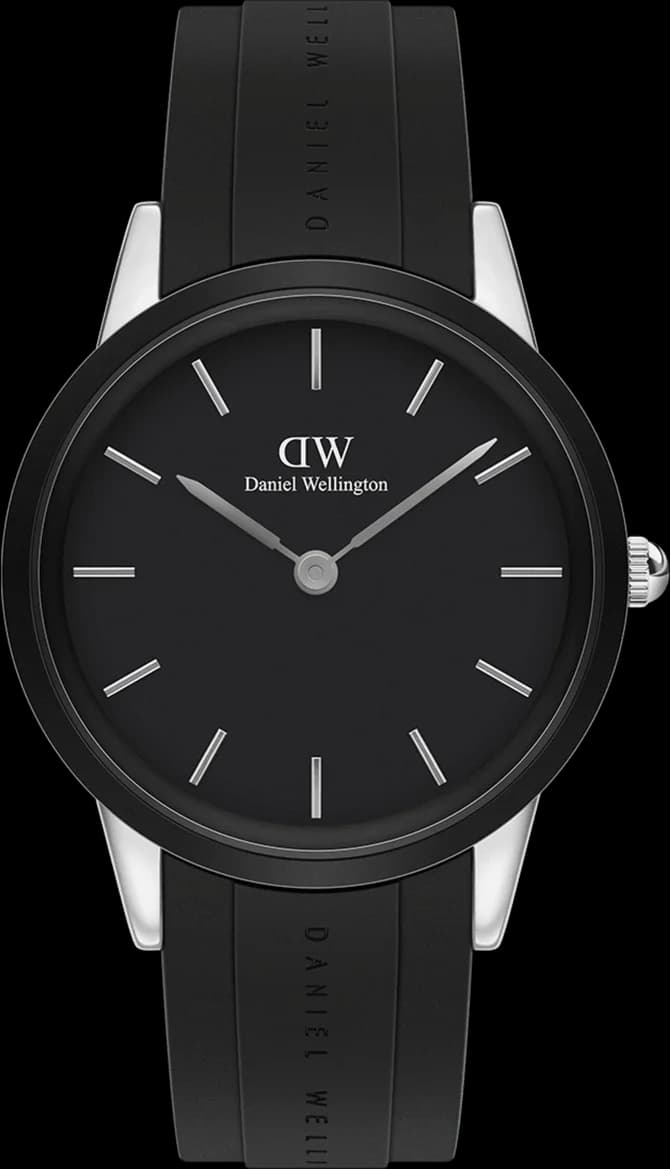 Montre Homme Daniel Wellington DW00100436 Iconic Motion, Cadran Noir, Boîtier Argent, Bracelet Silicone Noir