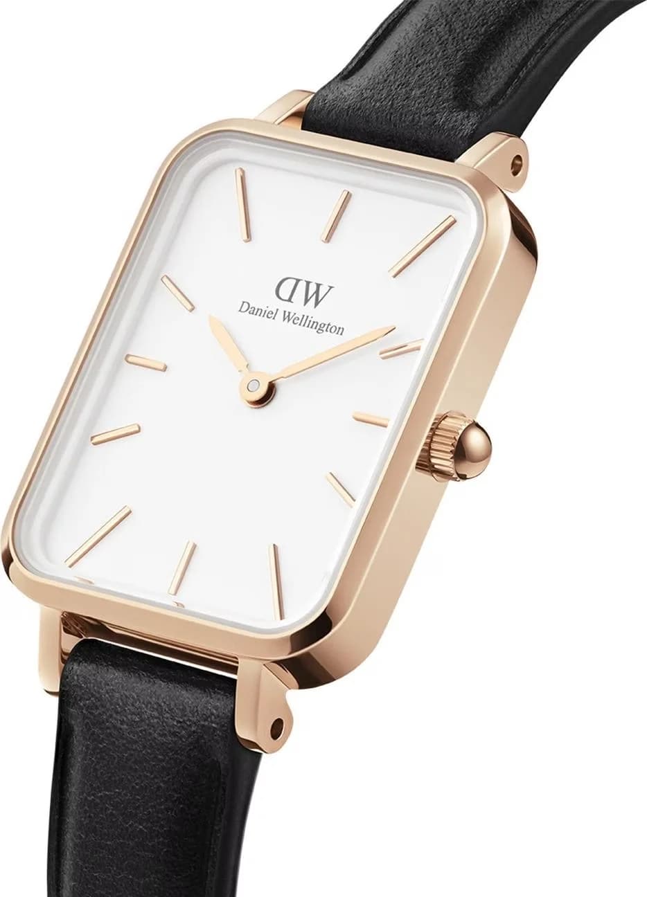Visage cadran Daniel Wellington DW00100450 doté d'index bâtons argentés et d'aiguilles fines mat