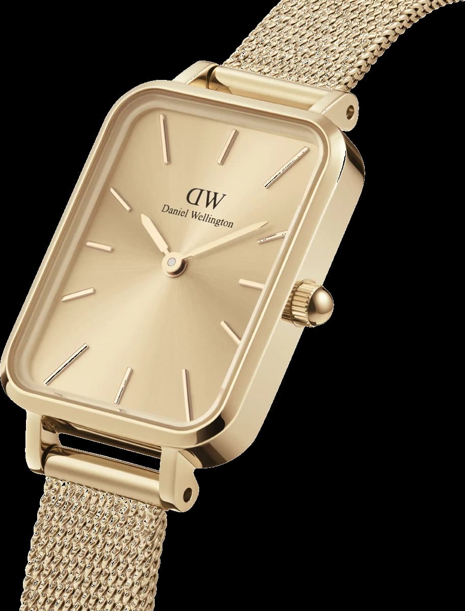 Visage cadran Daniel Wellington DW00100485 avec index bâtons dorés et aiguilles fines épuré