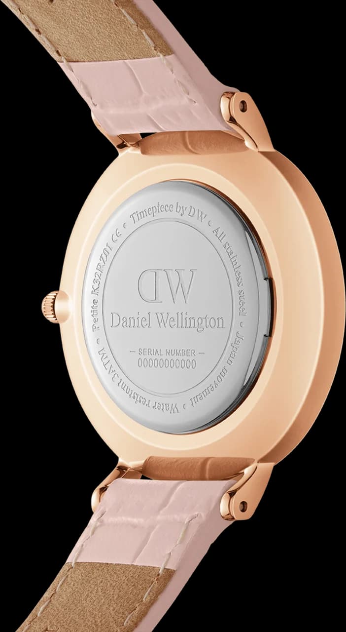 Attache bracelet Daniel Wellington DW00100511 en cuir rouge à boucle ardillon classique en acier inoxydable