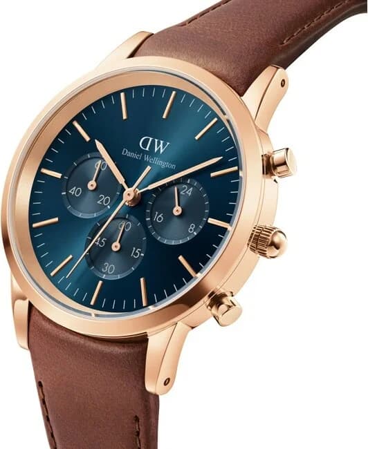 Visage cadran Daniel Wellington DW00100639 avec compteurs chronographe, aiguilles or rose et index argentés lumineux