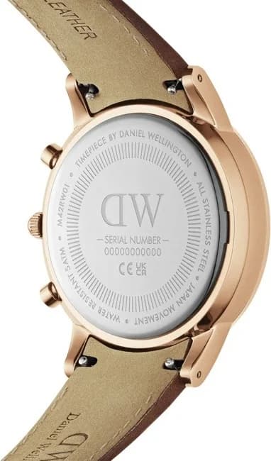 Attache bracelet Daniel Wellington DW00100639 en cuir marron avec coutures contrastées, boucle ardillon en acier plaqué or rose