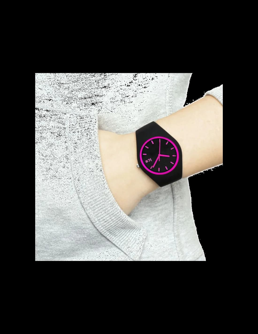 Visage cadran Ice Watch ICE.CY.PK.U.S.13 avec index blancs, aiguilles bâton, guichet date à 3h