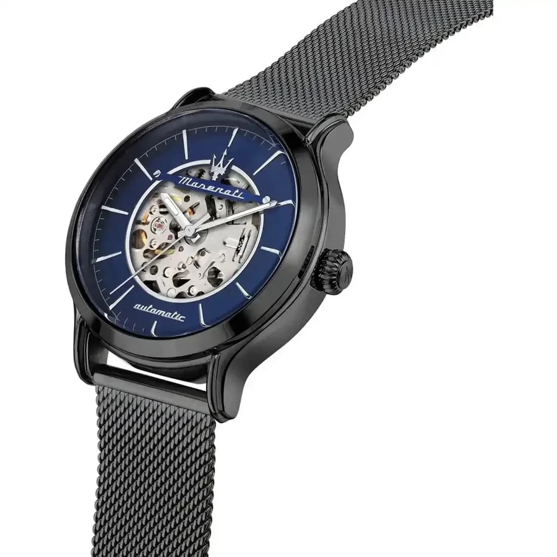 Le garde-temps Maserati R8823118002 vu de profil