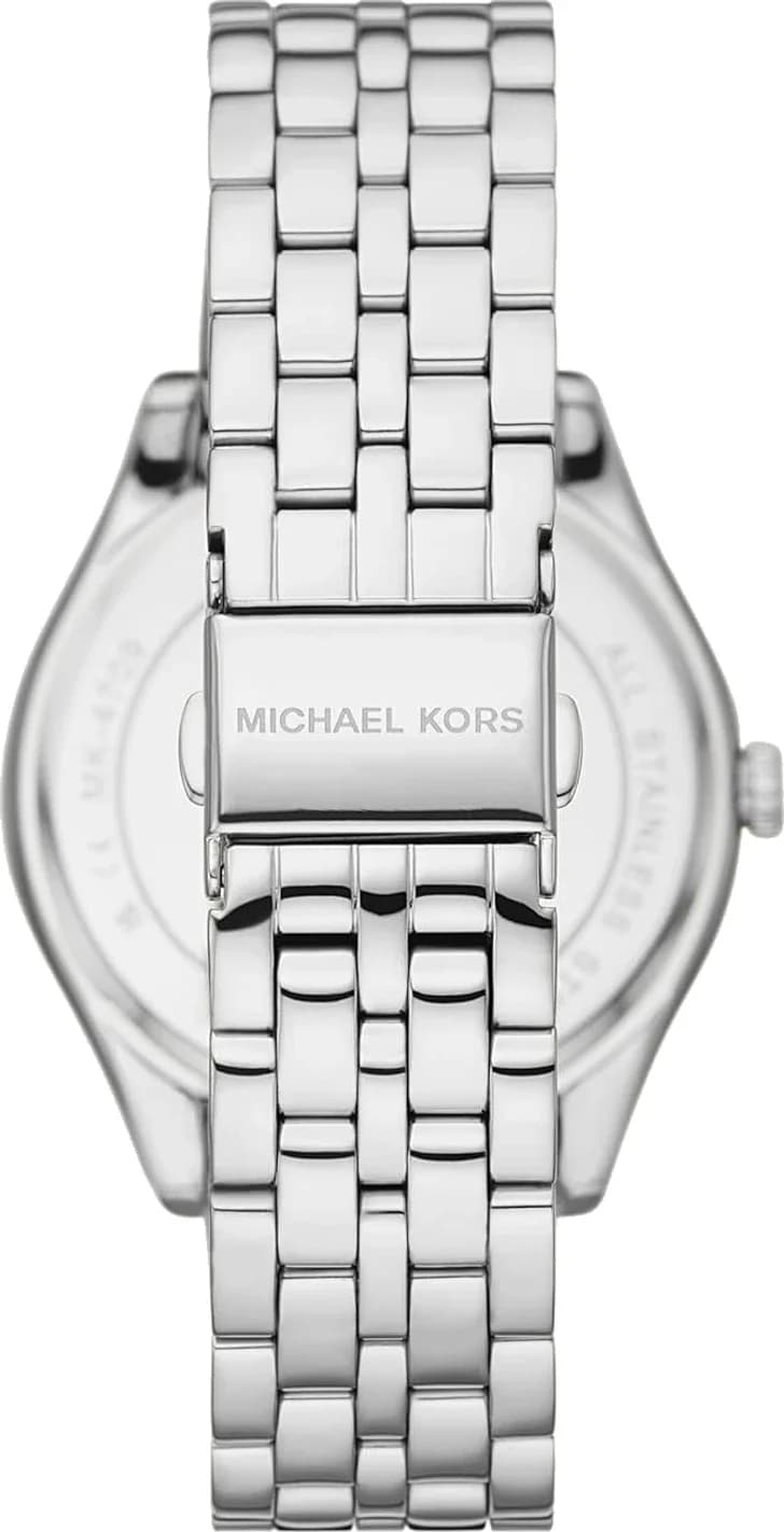 Zoom sur le cadran argent du Michael Kors MK4708