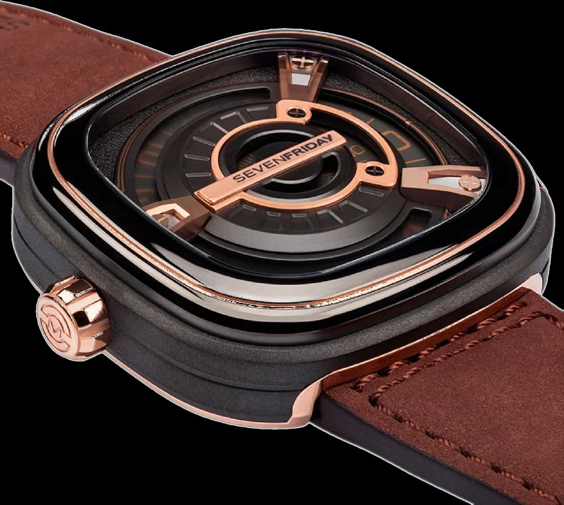 Attache bracelet Sevenfriday M2/02 bracelet cuir de veau marron cousu main, boucle ardillon PVD or rose, doublure cuir