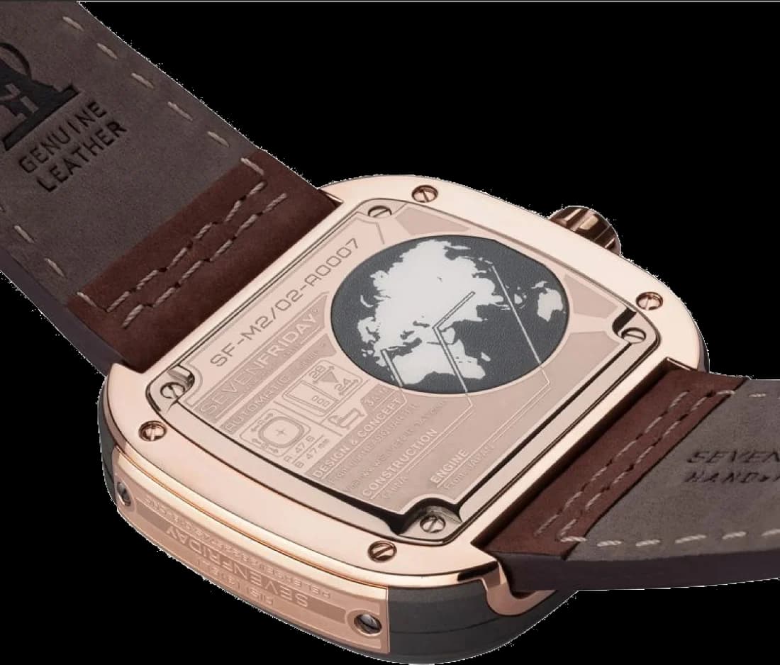 Lunette boîtier Sevenfriday M2/02 boîtier tonneau 47mm acier PVD or rose, lunette polie, fond vissé, couronne vissée à 2h