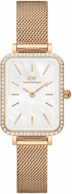 Montre Femme Daniel Wellington DW00100674 Quadro Lumine, Boîtier Or Rose Rectangulaire 26mm avec Cristaux